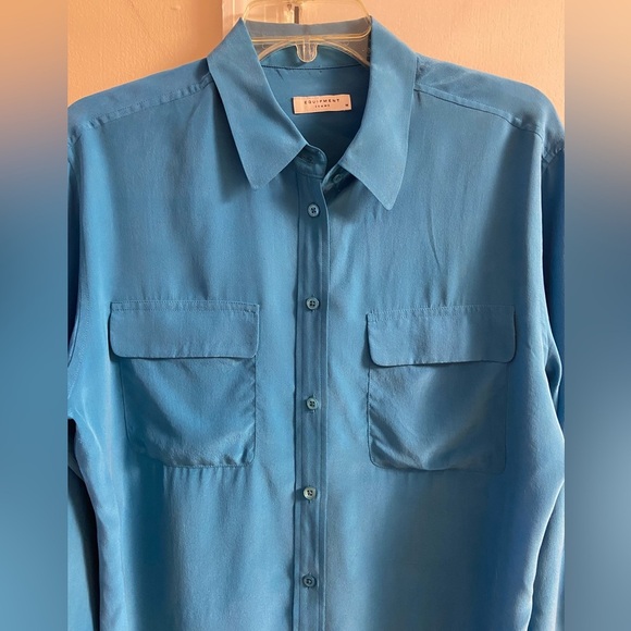 Equipment Femme silk blouse button front turquoise Medium - Picture 6 of 9